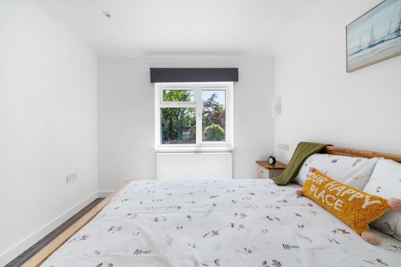 Newly Refurbished 2 Bed Flat Apartment Mill Hill Exterior photo